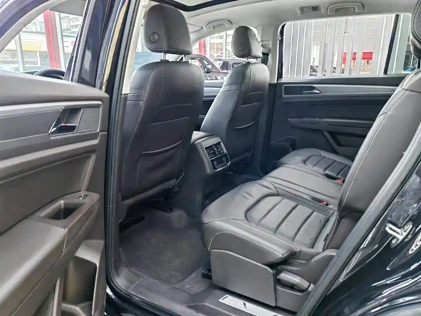 Volkswagen Teramont — миниатюра 10