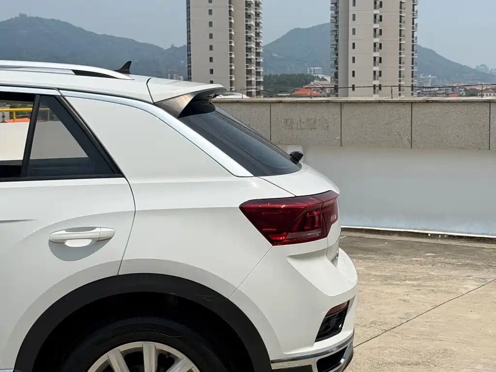 Volkswagen T-Roc — миниатюра 4