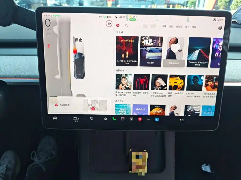 Tesla Model Y — миниатюра 14
