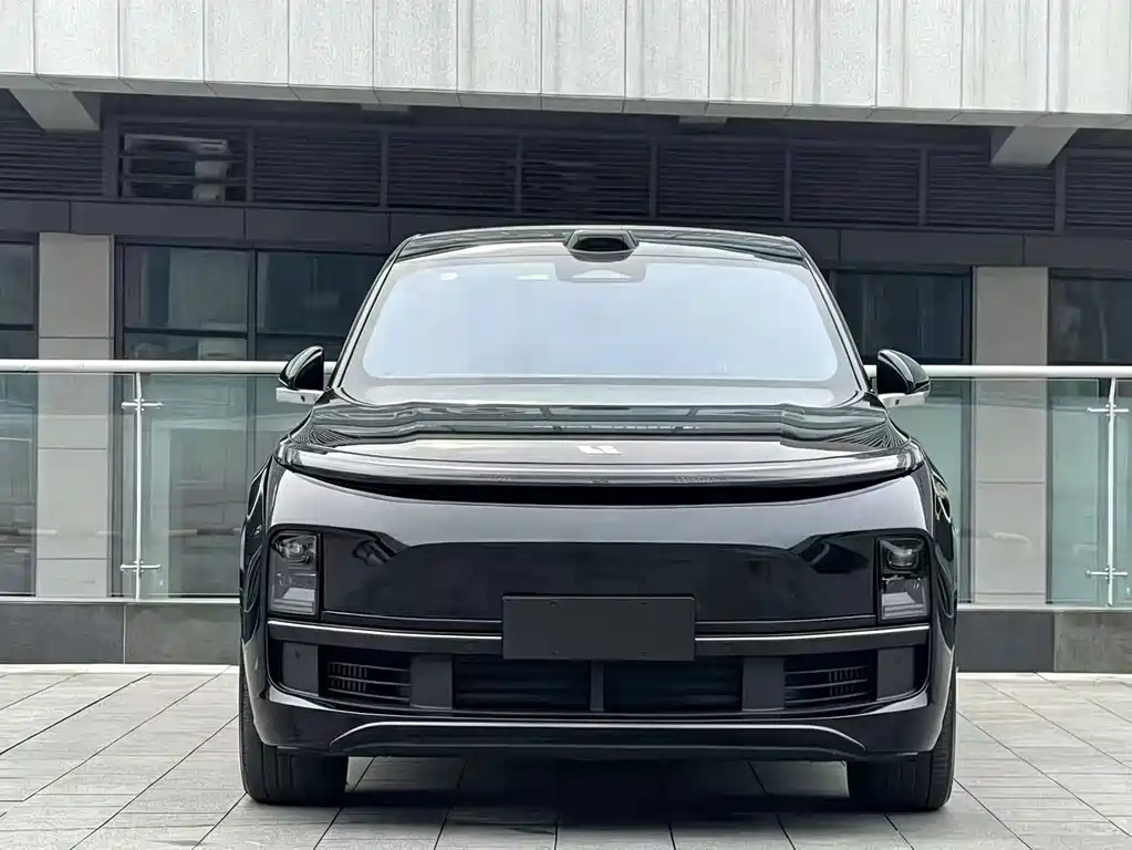 Li Auto Li L8 — миниатюра 3