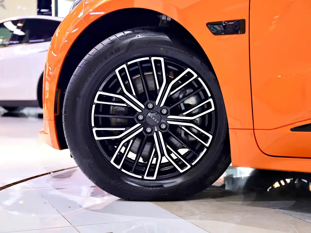 ZEEKR EXTREME KRYPTON 001