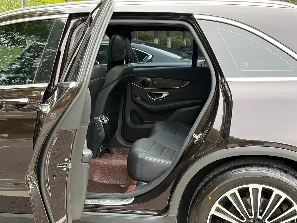 Mercedes-Benz GLC — миниатюра 6