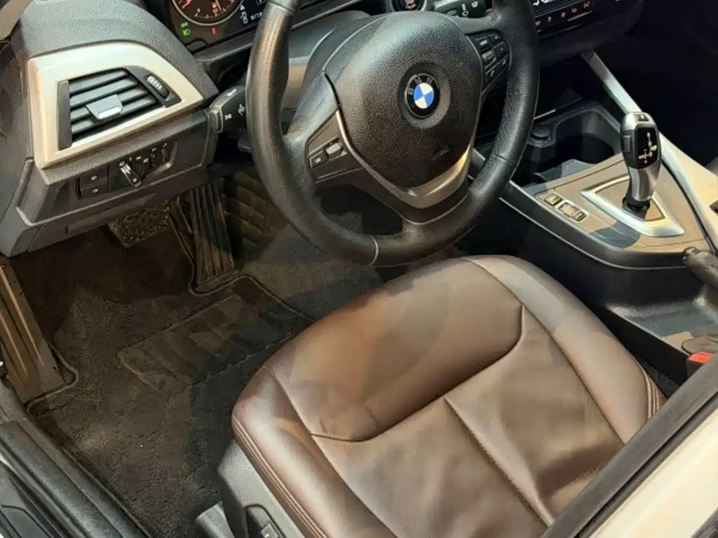 BMW 1 Series 1 2016 120i Lead