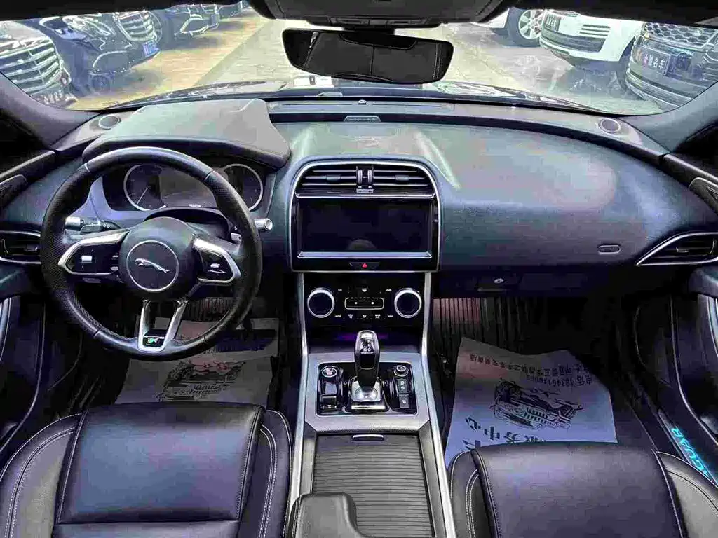 Jaguar XEL 2020 2.0T 200PS R-DYNAMIC S Sport
