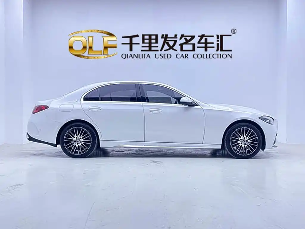 Mercedes-Benz C-Class — миниатюра 3