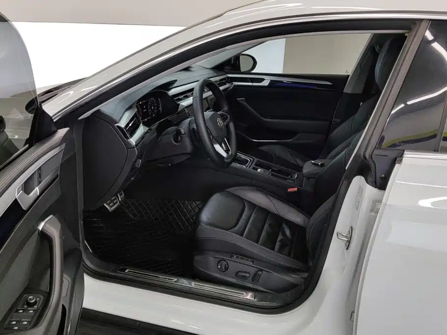 Volkswagen CC — миниатюра 9