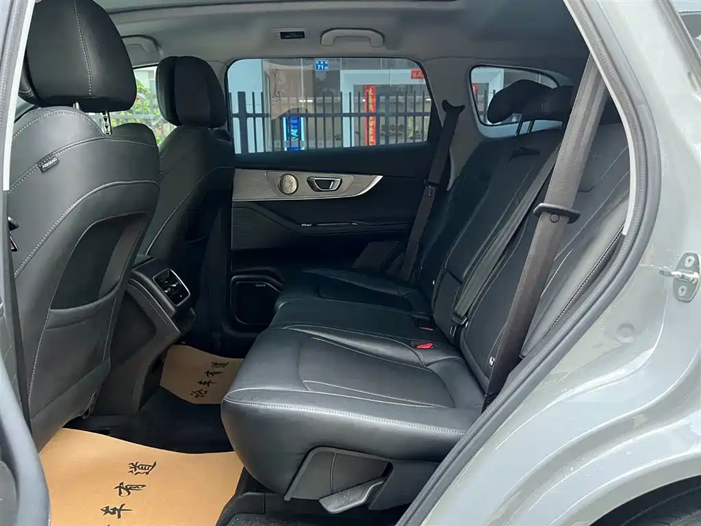 Chery 8 PRO 2022 290T 5 мест
