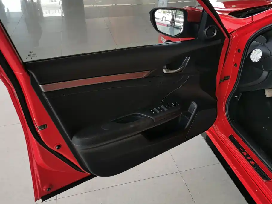 Honda Civic — миниатюра 7