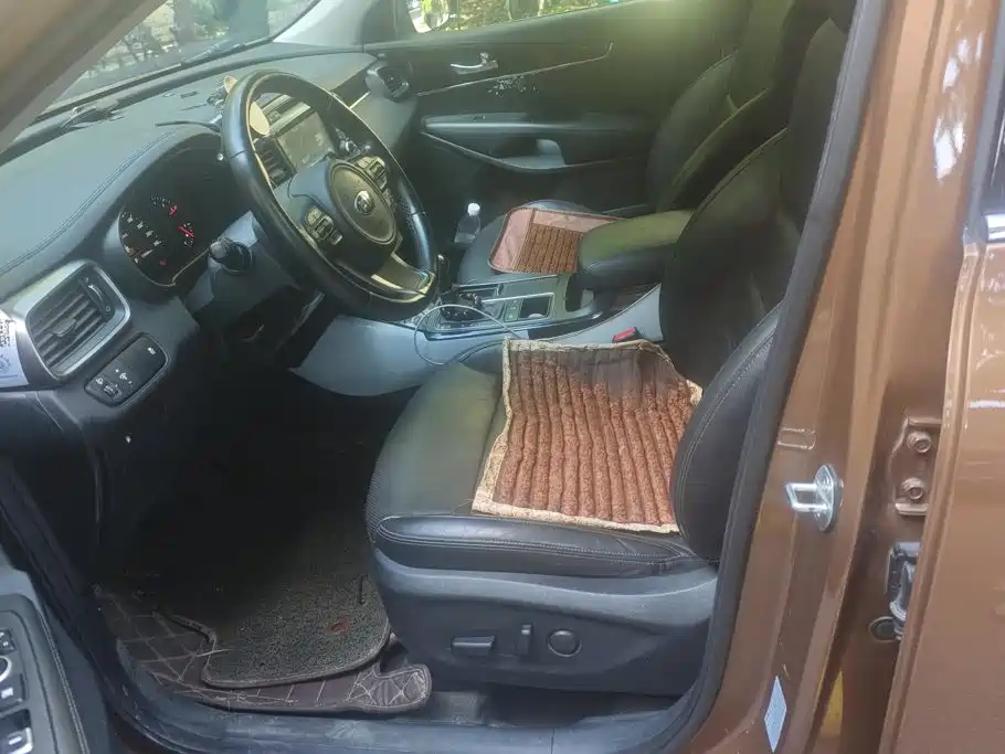 Kia Sorento — миниатюра 9