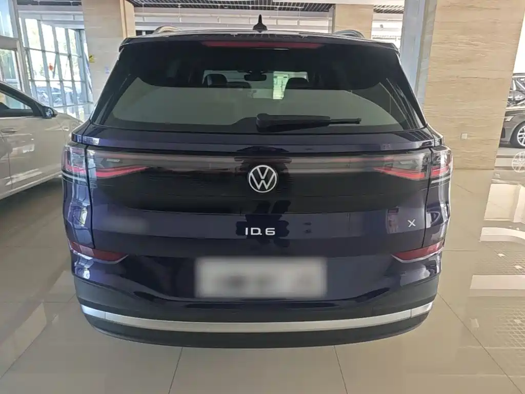 Volkswagen ID.6 X — миниатюра 6