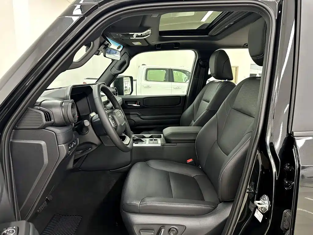 Toyota Prado — миниатюра 7