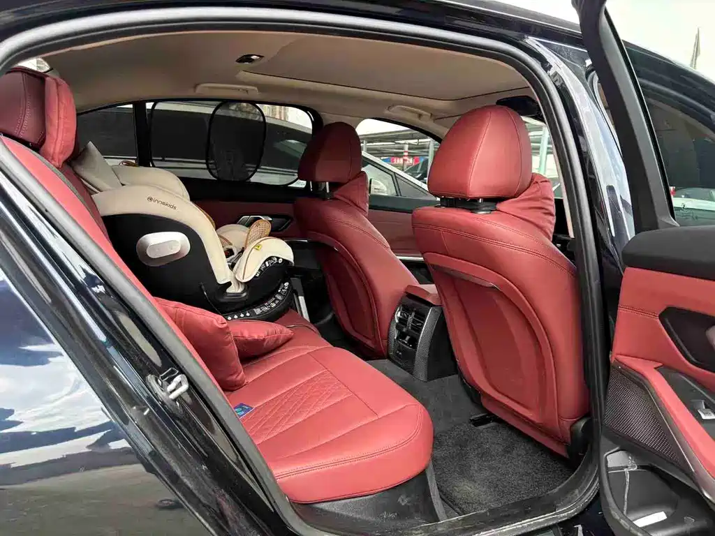 BMW i3 — миниатюра 4