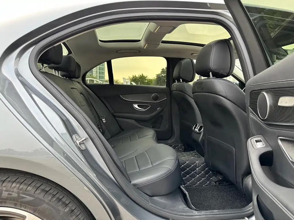 MERCEDES-BENZ C CLASS