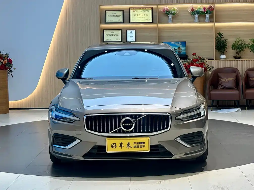 VOLVO S60