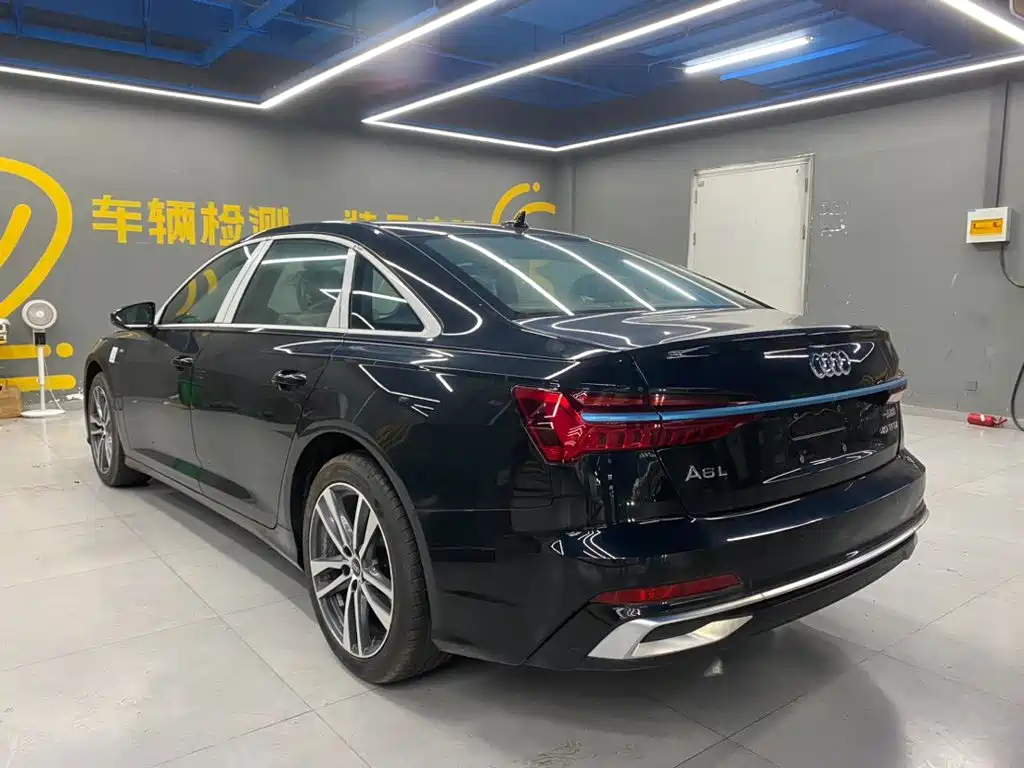 Audi A6L 2025 40 TFSI Luxury
