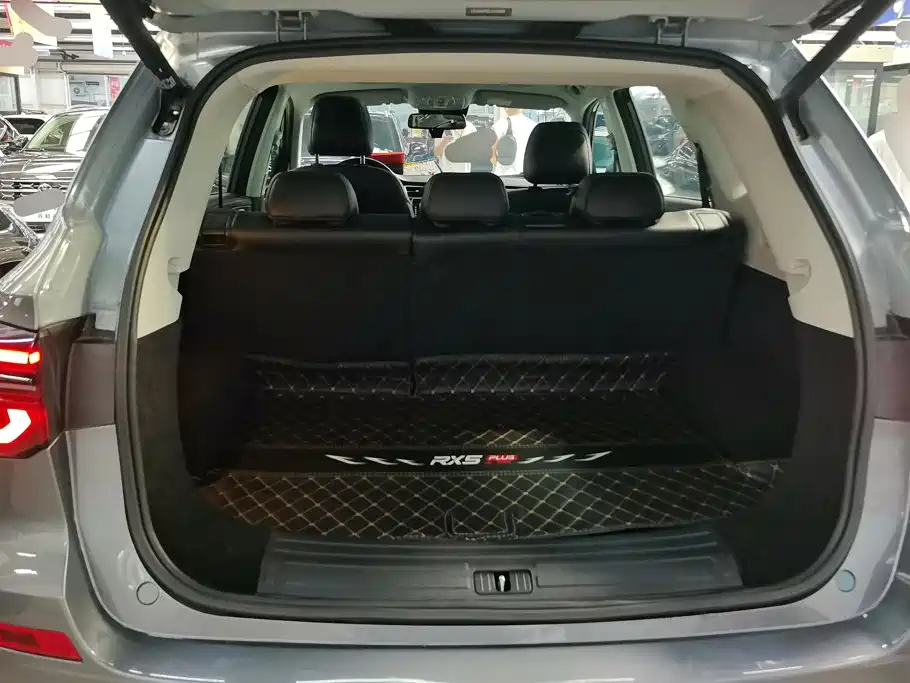 Roewe RX5 — миниатюра 4