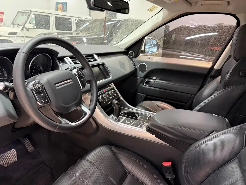 Land Rover Sport — миниатюра 10