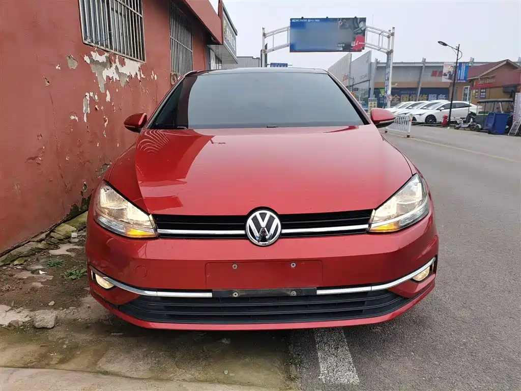 Volkswagen Golf 2018 230TSI AT Comfort