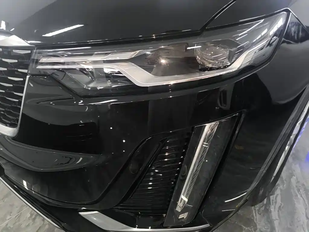 Cadillac XT6 — миниатюра 24
