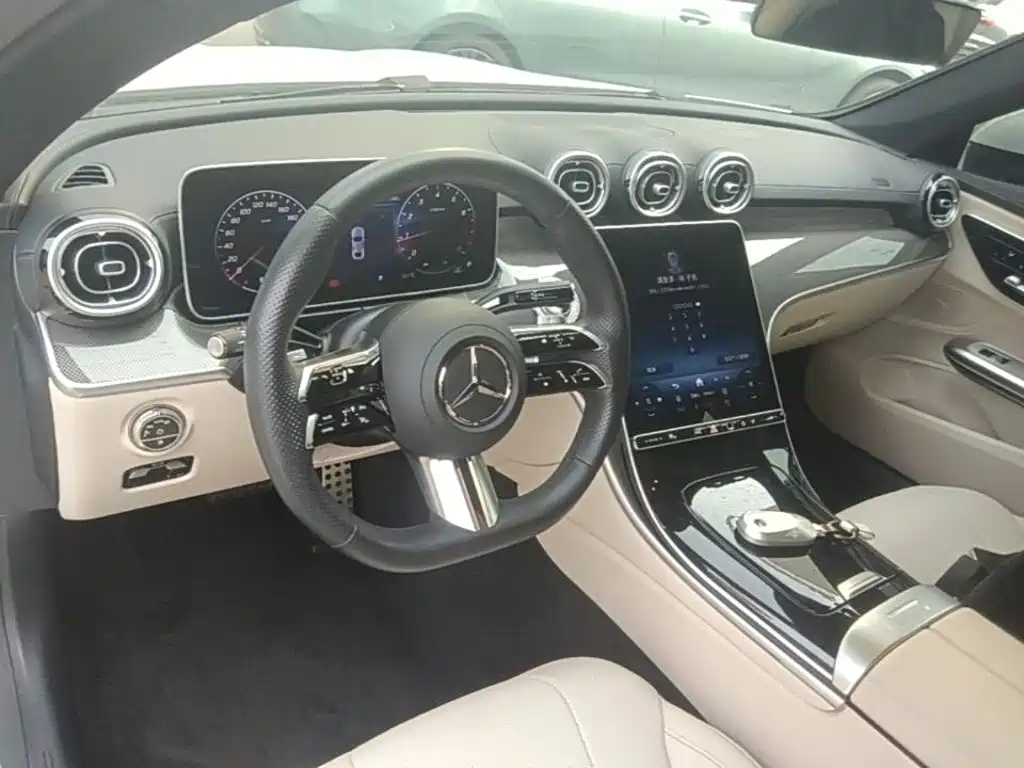 Mercedes-Benz CLE — миниатюра 10