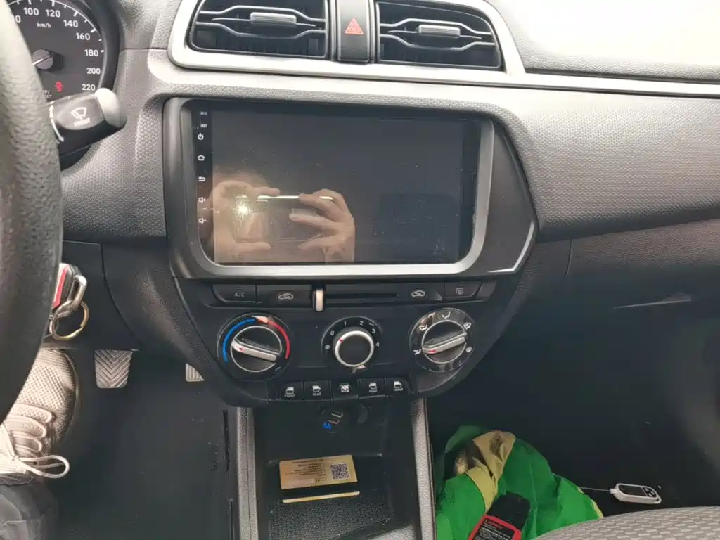 Hyundai Verna — миниатюра 13