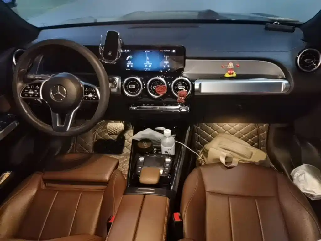 Mercedes-Benz GLB — миниатюра 10