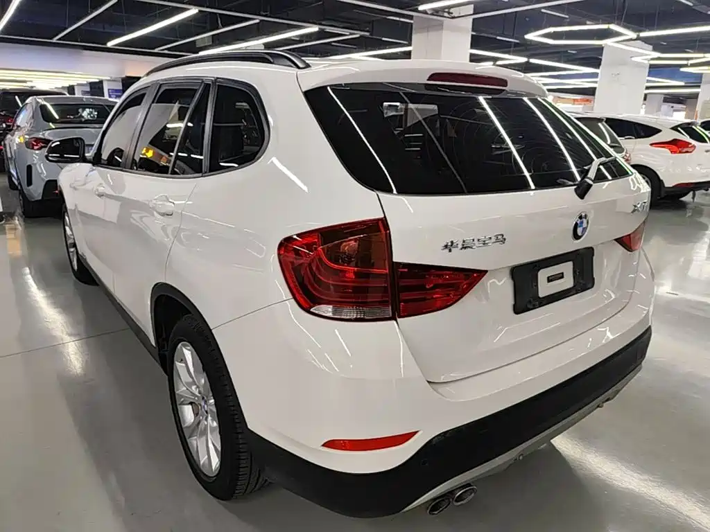 BMW X1 — миниатюра 5