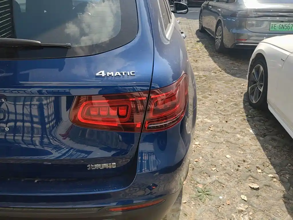 Mercedes-Benz GLC — миниатюра 8