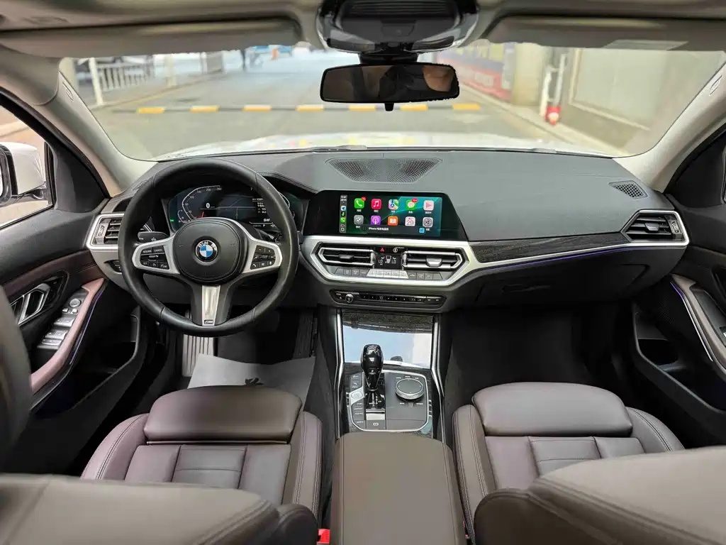 BMW 3 Series — миниатюра 14