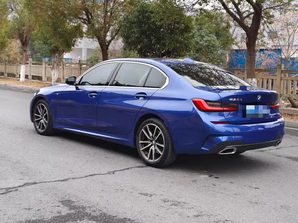 BMW 3 Series — миниатюра 4
