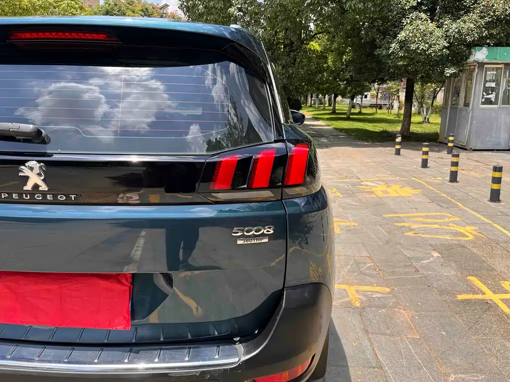 Peugeot 5008 — миниатюра 11
