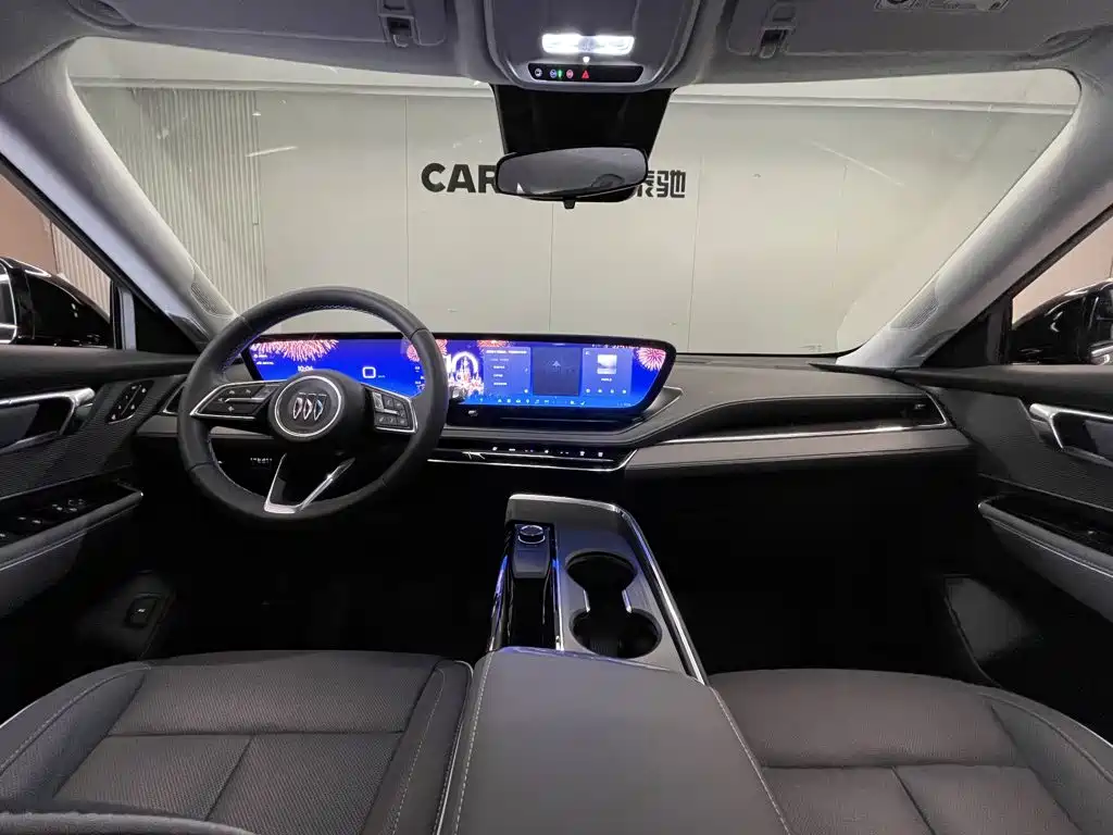 Buick E5 — миниатюра 13