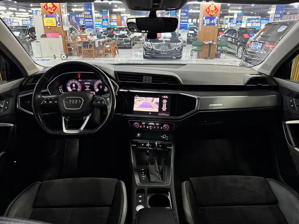 Audi Q3 — миниатюра 5
