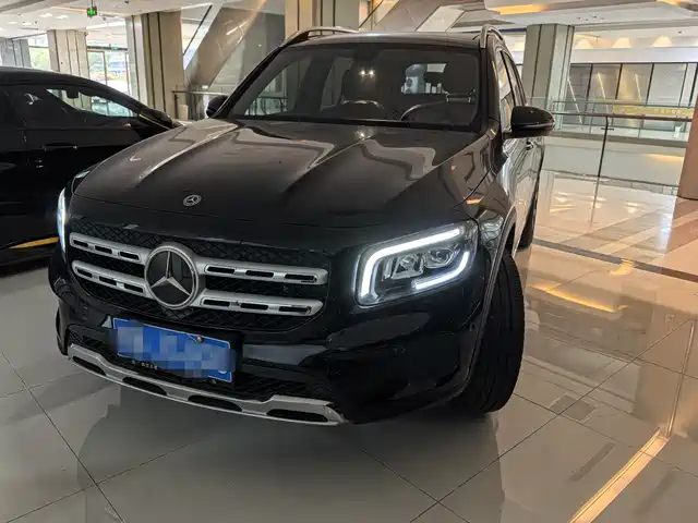 mercedes-benz glb