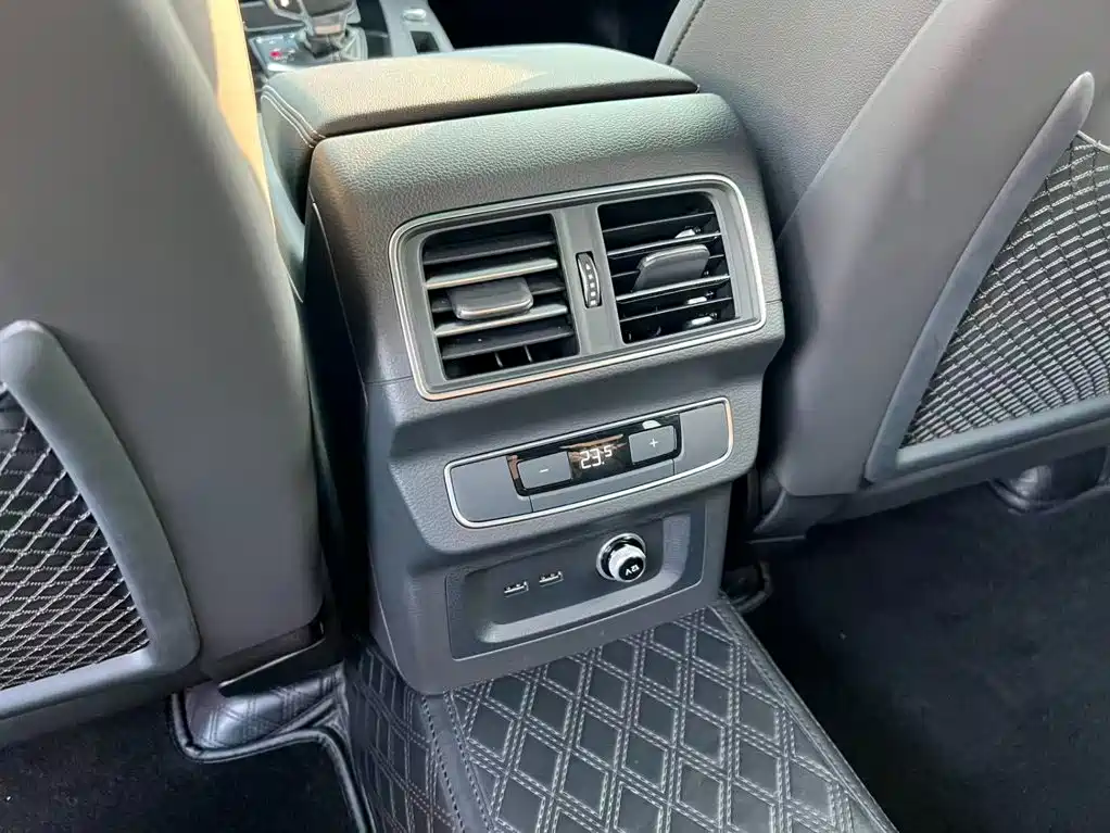 Audi Q5L — миниатюра 8