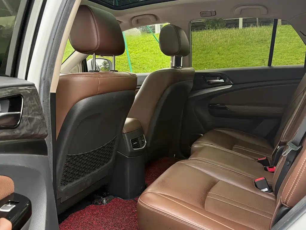 BYD Tang New Energy — миниатюра 6