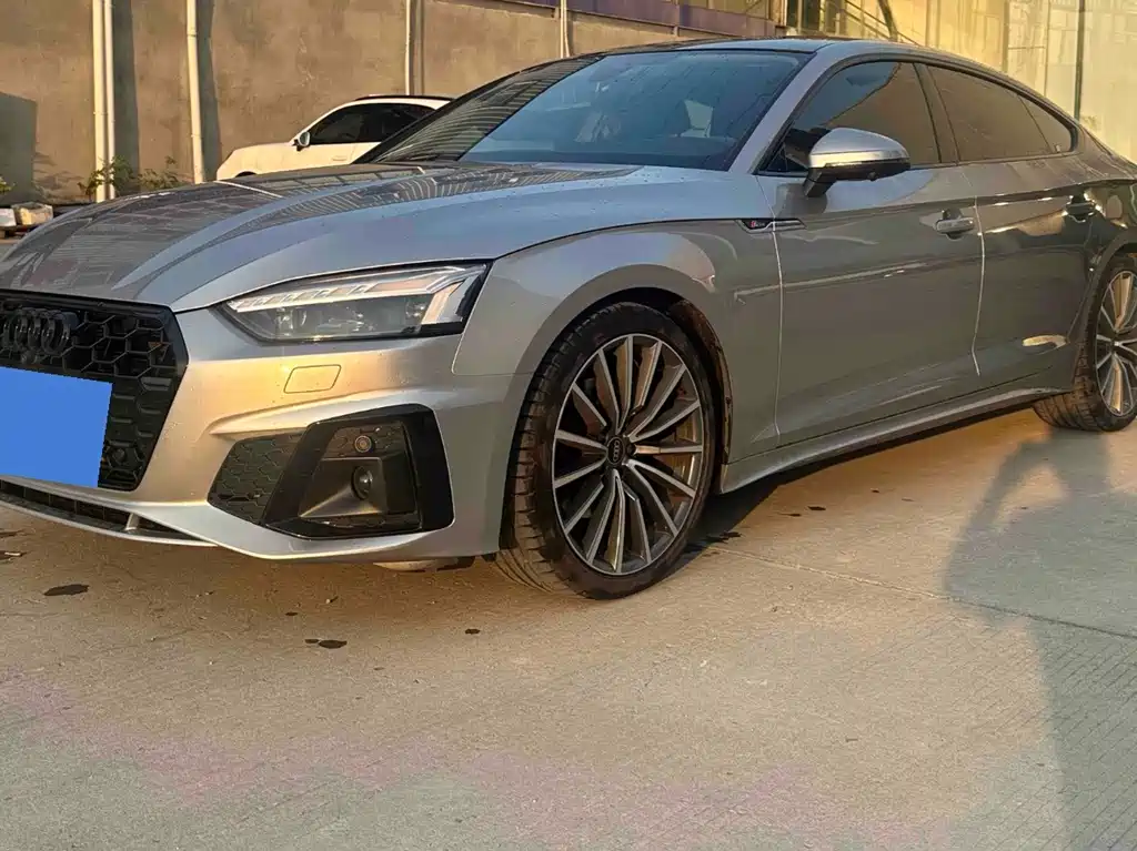 Audi A5 (Import)