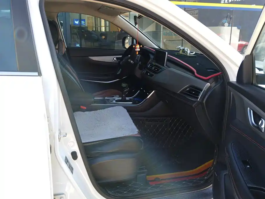 Changan CS75 — миниатюра 8