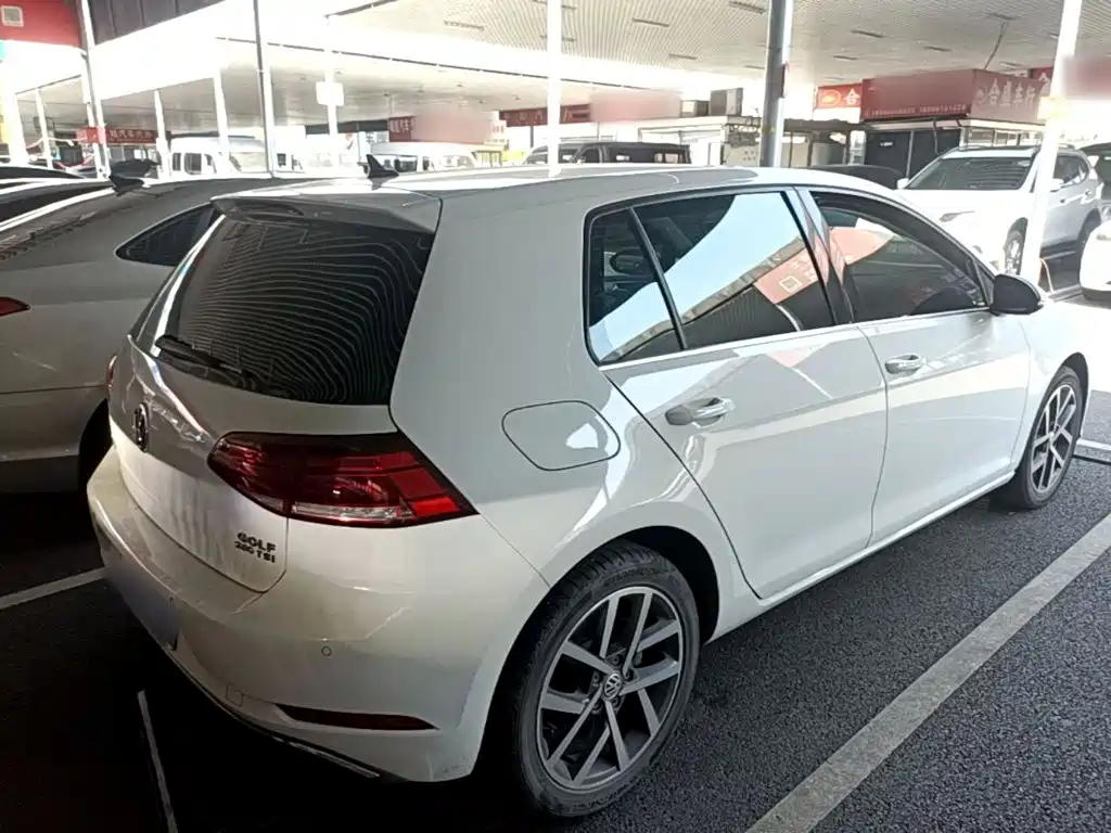 Volkswagen Golf — миниатюра 7