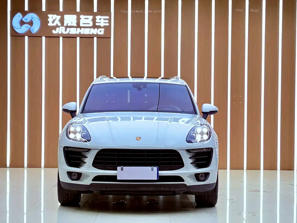 Porsche Macan — миниатюра 2