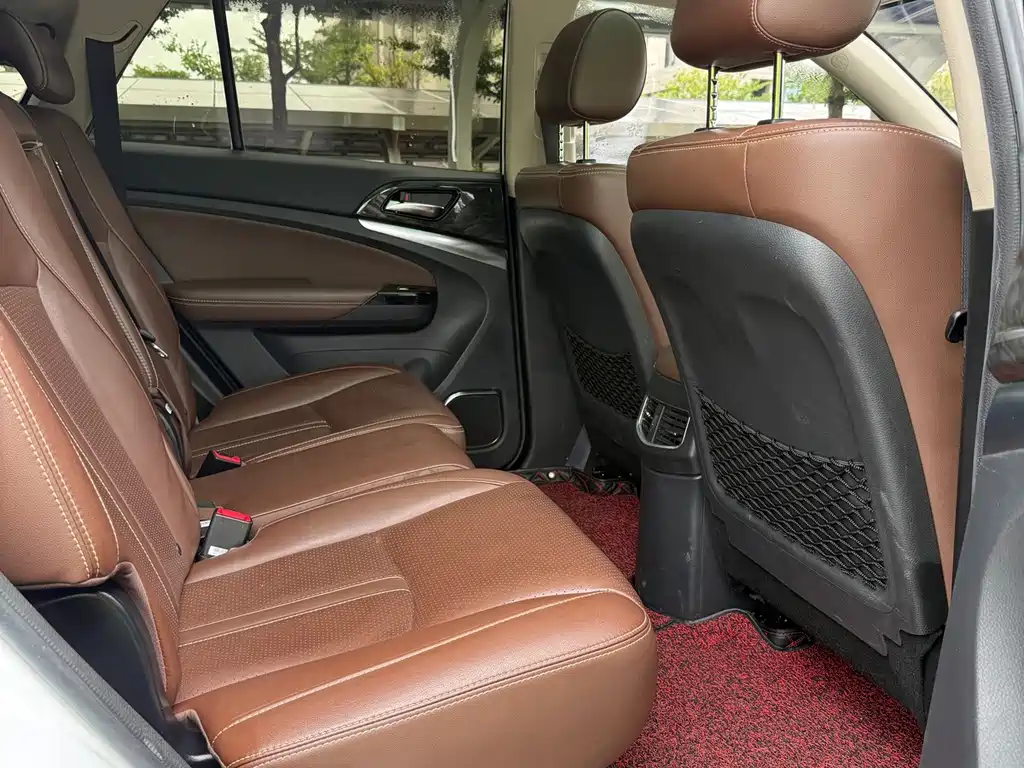 BYD Tang New Energy — миниатюра 10