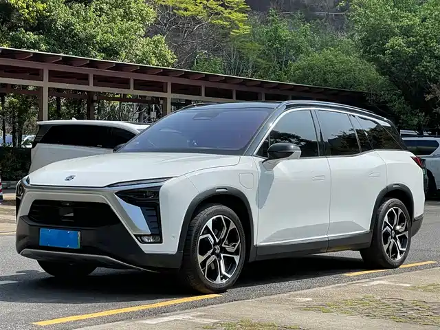 NIO NIO ES8 2020