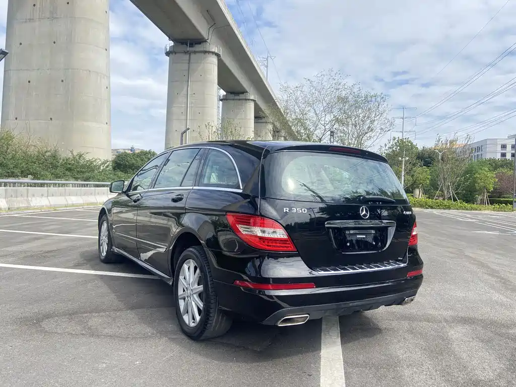 Mercedes-Benz R 2011 R 350 L 4MATIC
