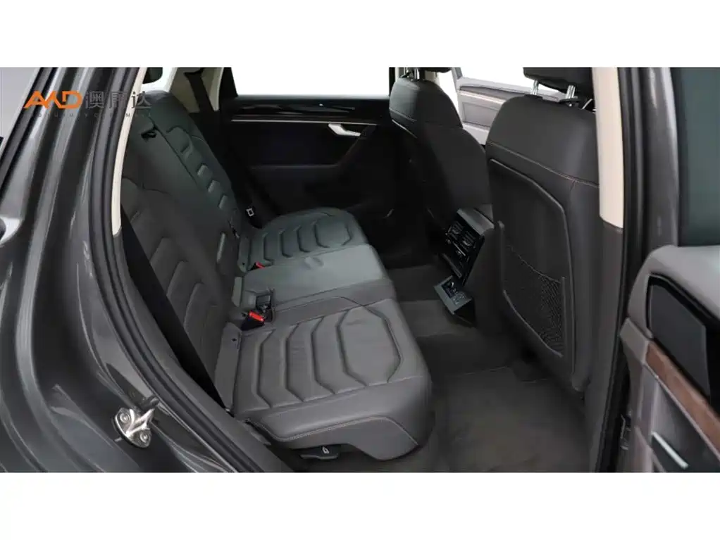 Volkswagen Touareg 2020 3.0TSI VI