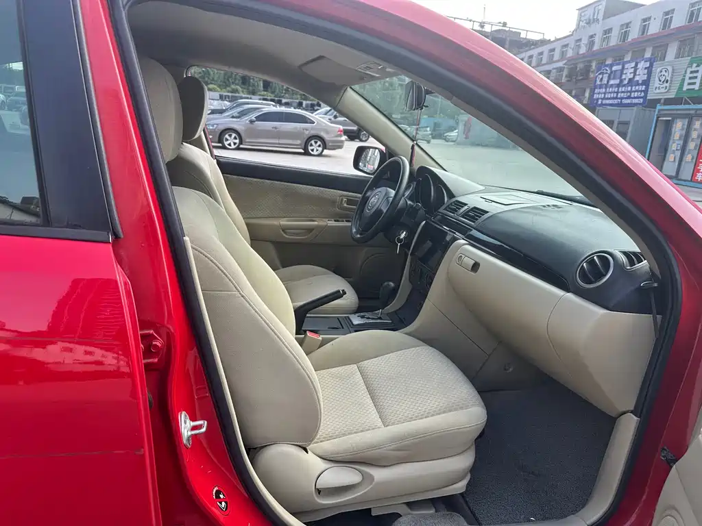 Mazda Mazda3 2010 1.6L AT Elite