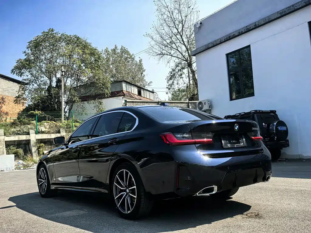 BMW 3 Series — миниатюра 15