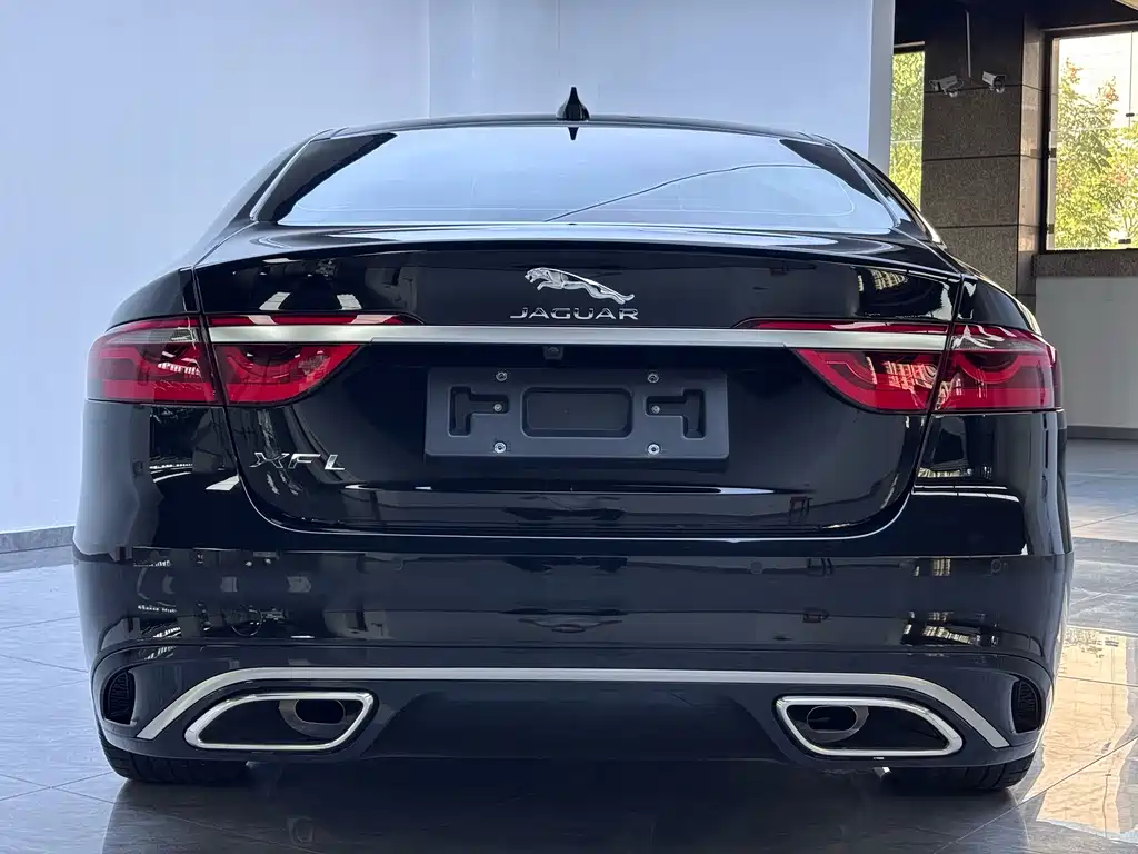 Jaguar XFL — миниатюра 18