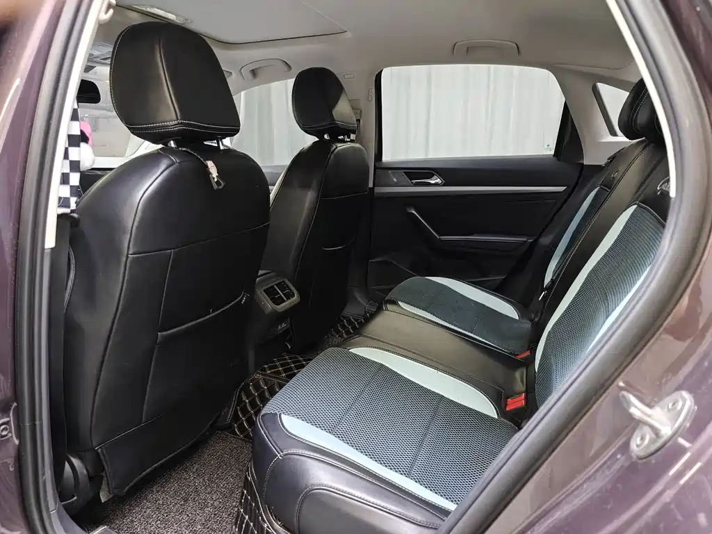 Volkswagen Lavida — миниатюра 16
