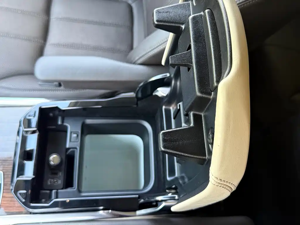 Land Rover Sport — миниатюра 13