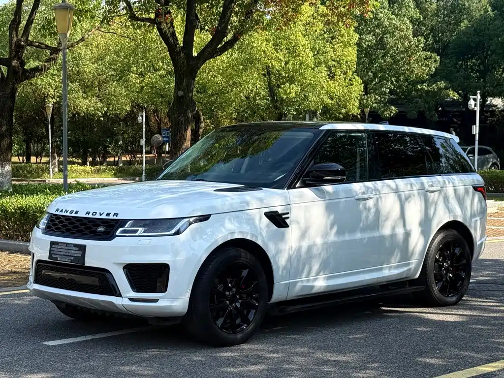 Land Rover Sport